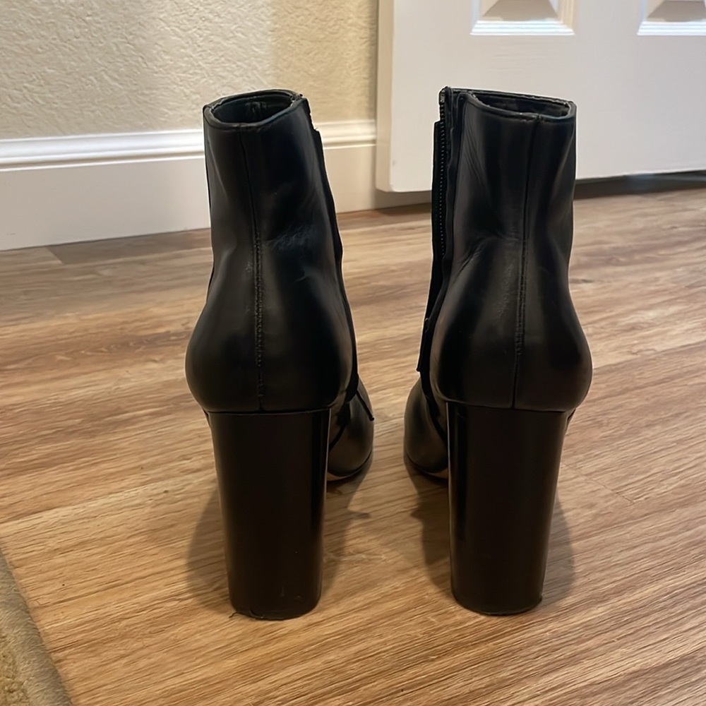 Short Zip-Up Booties - Picture 3 of 4